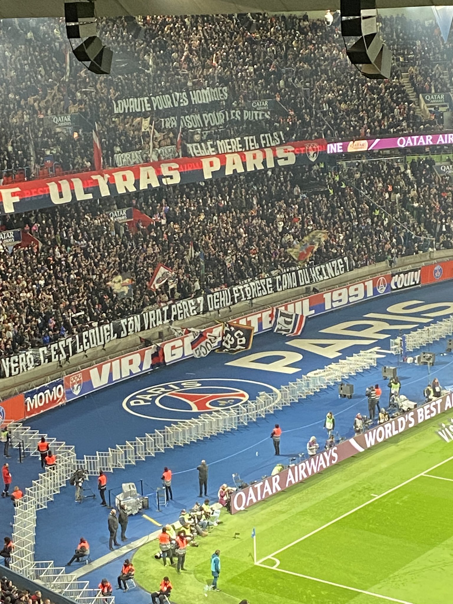 拉比奥特遭巴黎球迷羞辱,马赛市长:不可容忍,要求巴黎做出回应