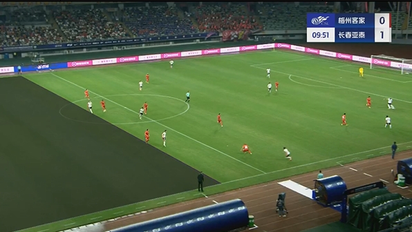 半场-谭龙中场吊射破门奥莫伊胡安弗建功 长春亚泰2-0梅州客家